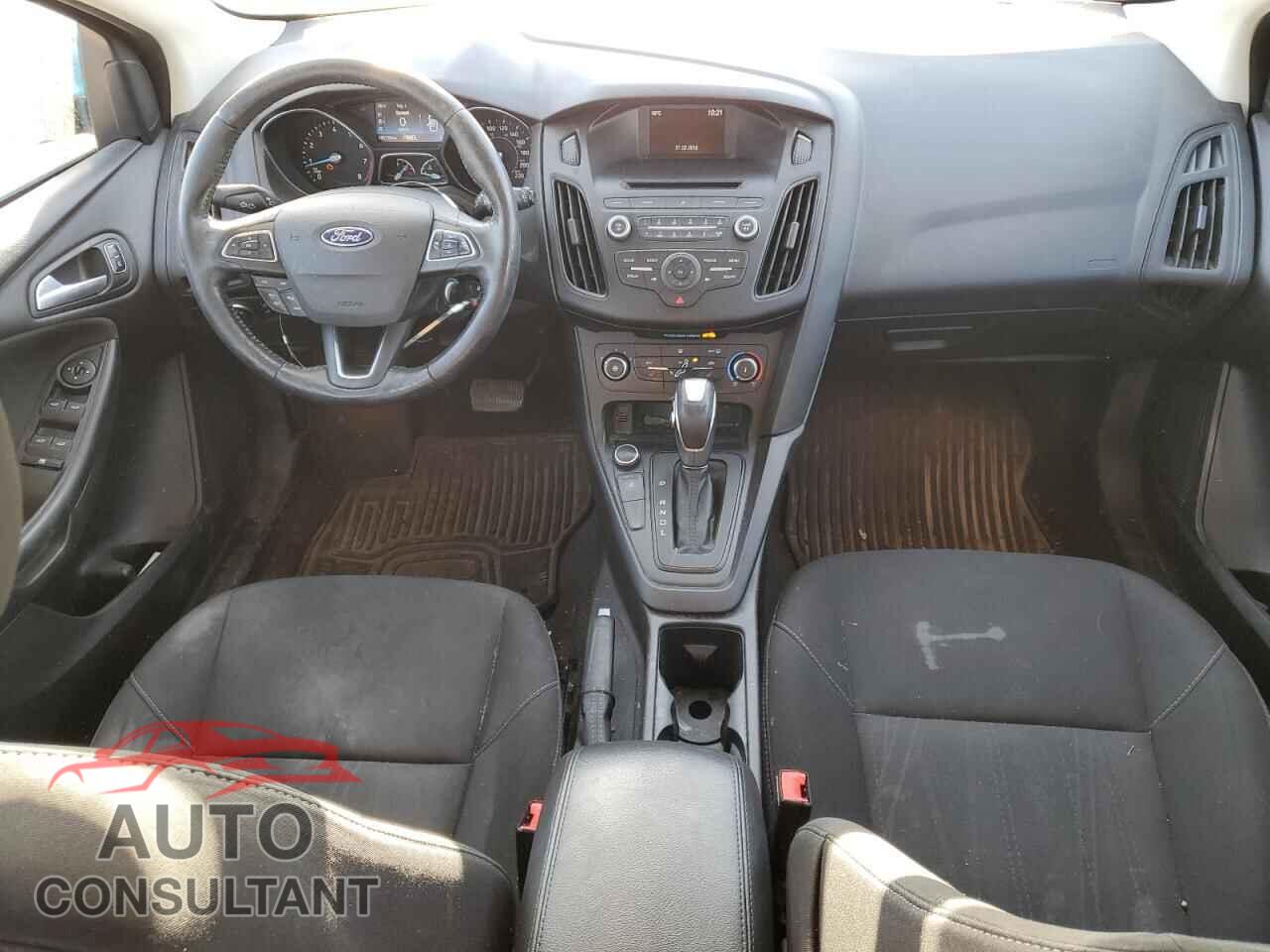 FORD FOCUS 2016 - 1FADP3K27GL392602