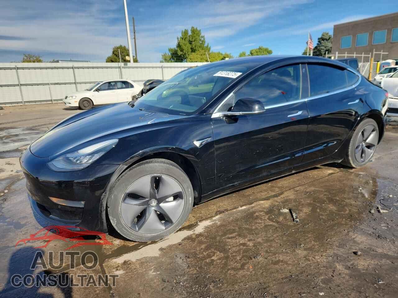 TESLA MODEL 3 2019 - 5YJ3E1EA3KF305549
