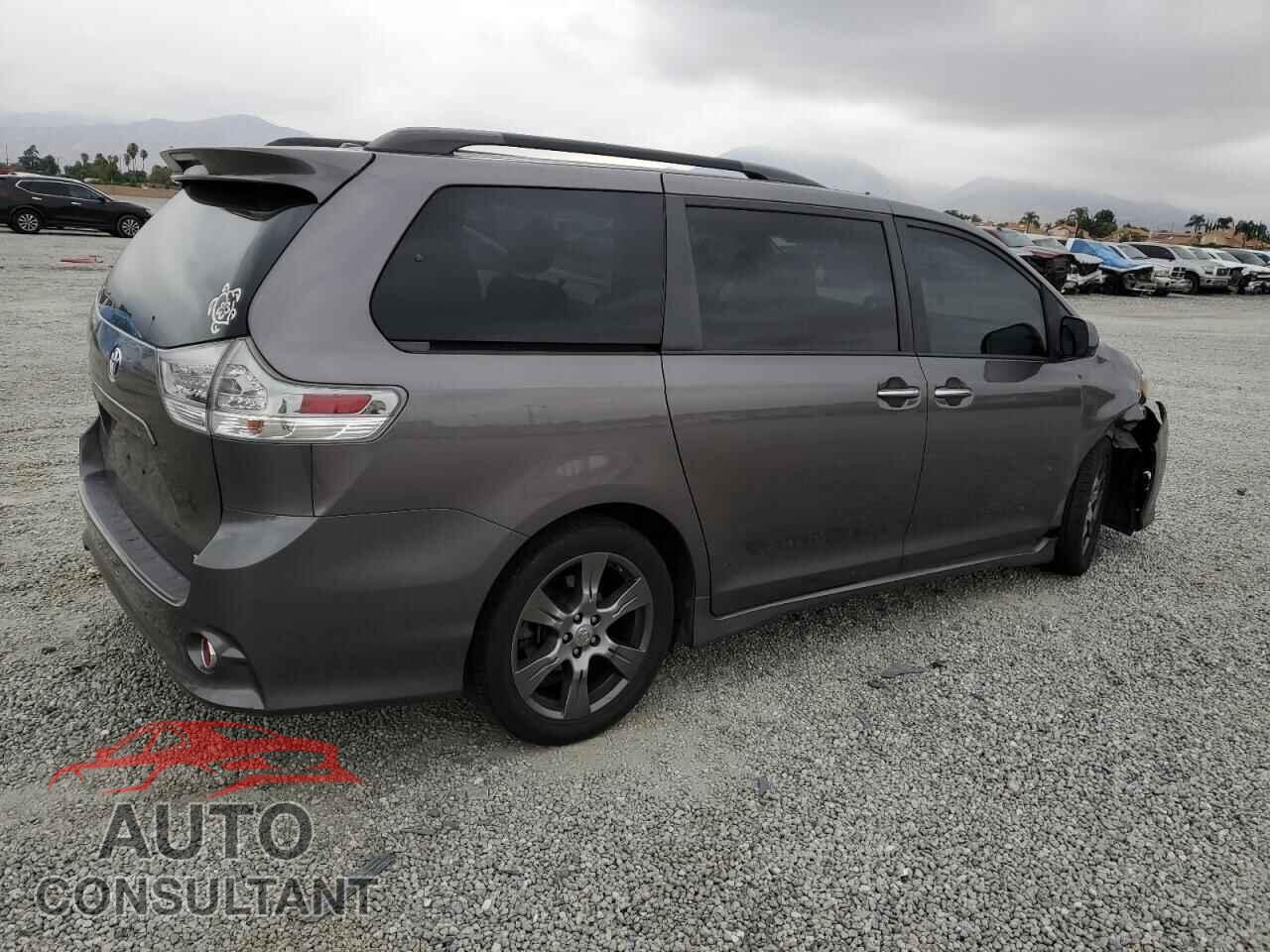 TOYOTA SIENNA 2017 - 5TDXZ3DC2HS843572