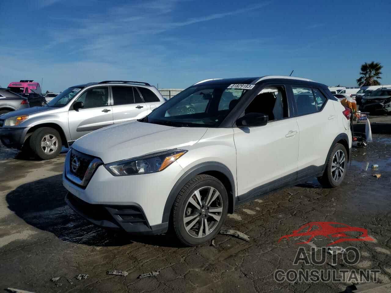 NISSAN KICKS 2019 - 3N1CP5CU1KL546870