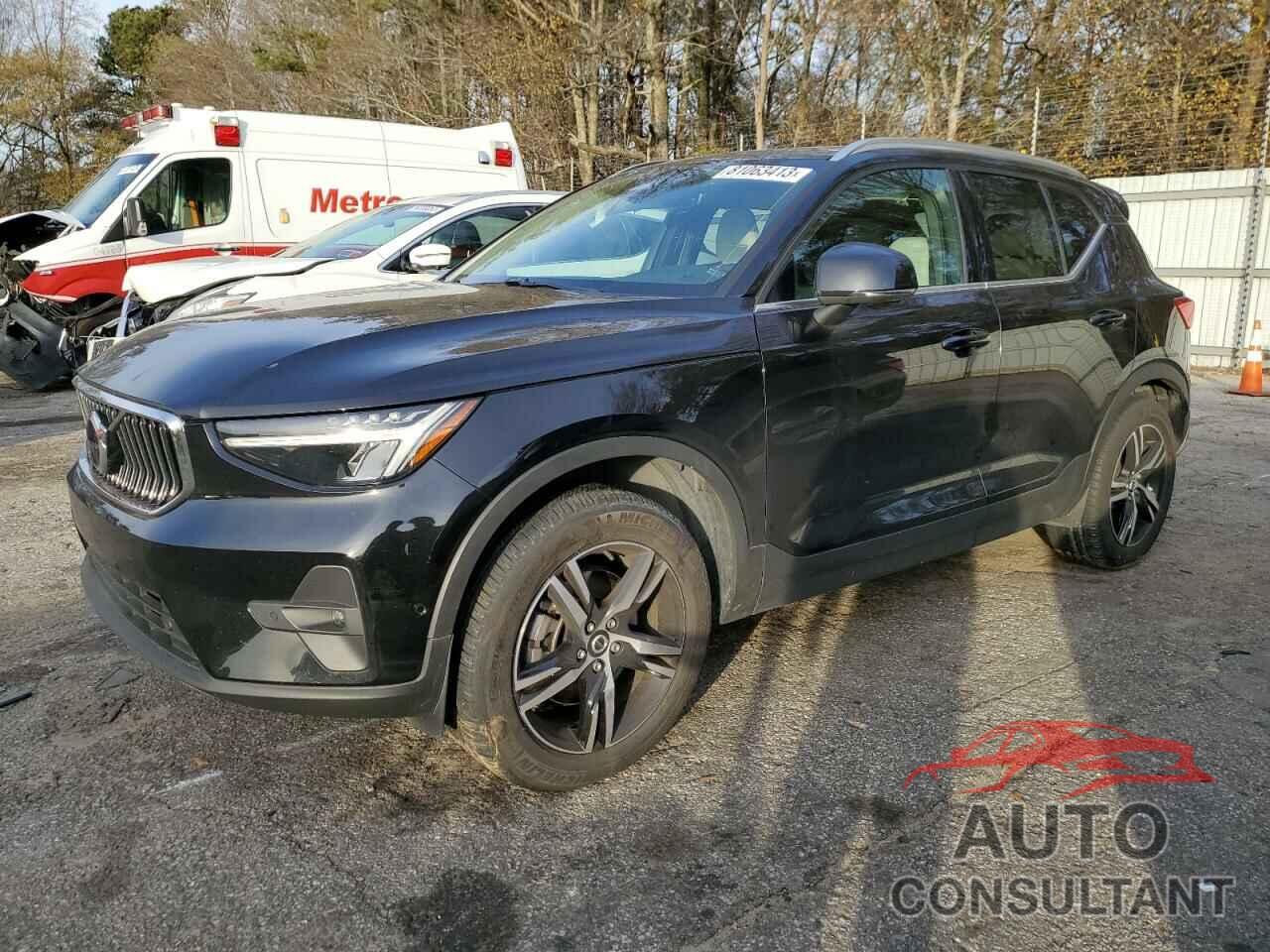 VOLVO XC40 PLUS 2023 - YV4L12UE4P2941264