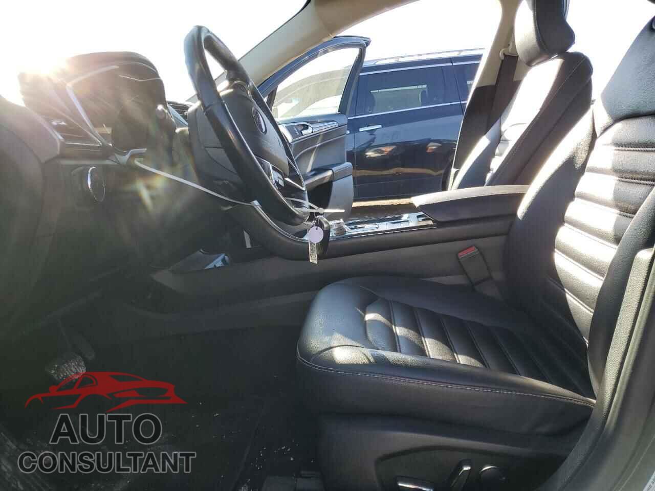 FORD FUSION 2019 - 3FA6P0CD9KR118366