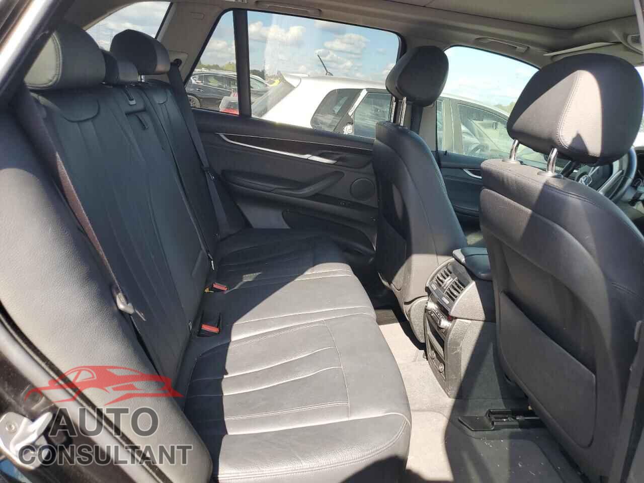 BMW X5 2015 - 5UXKR0C55F0P04689