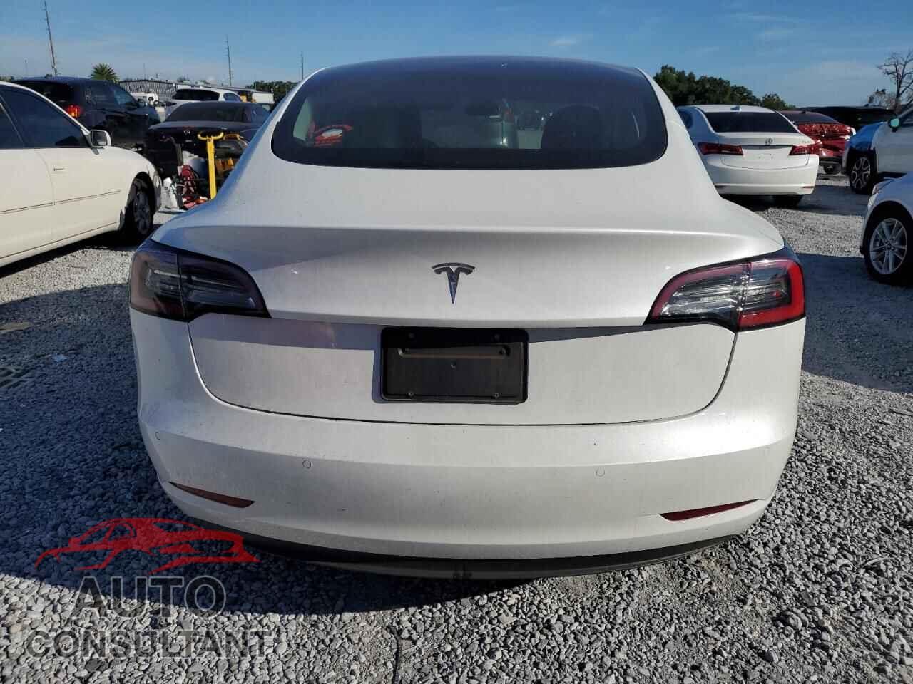 TESLA MODEL 3 2021 - 5YJ3E1EA8MF016766