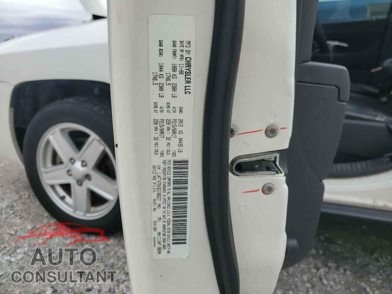 JEEP COMPASS 2009 - 1J4FT47B49D196637