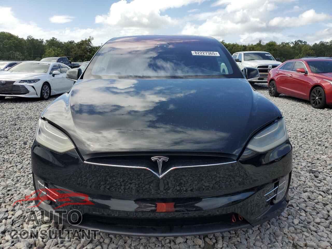 TESLA MODEL X 2017 - 5YJXCDE2XHF054443