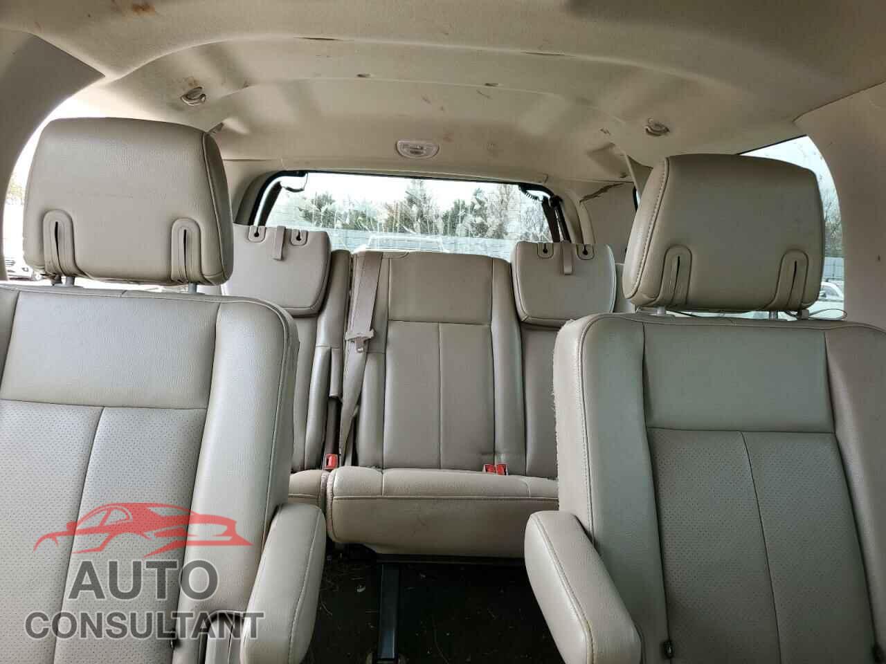 FORD EXPEDITION 2009 - 1FMFK205X9EB20427