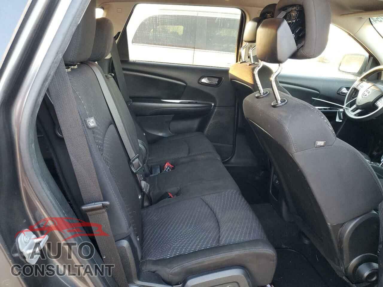 DODGE JOURNEY 2015 - 3C4PDCBG2FT542517