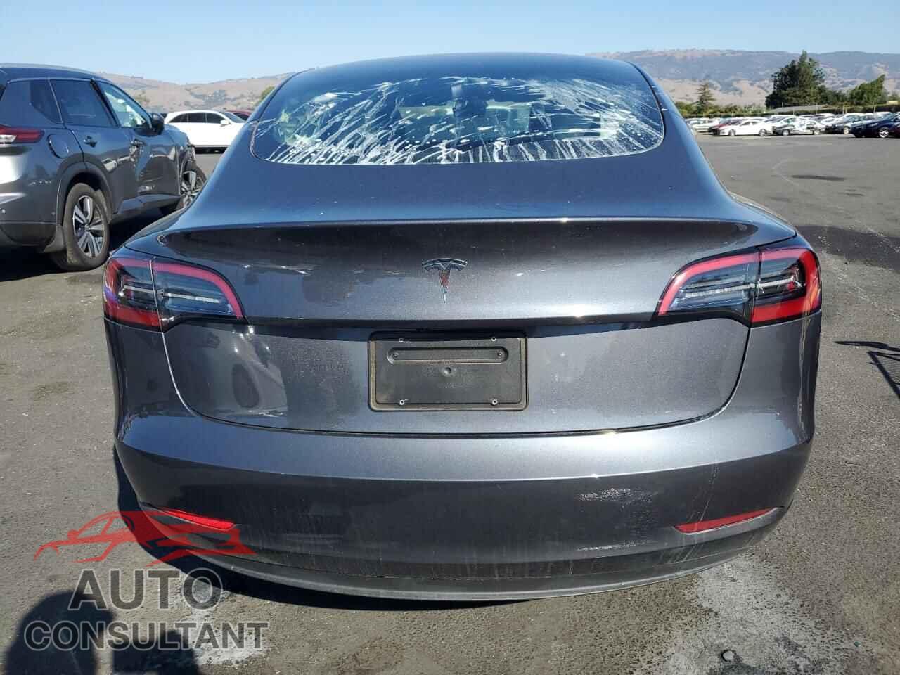 TESLA MODEL 3 2023 - 5YJ3E1EA8PF614439