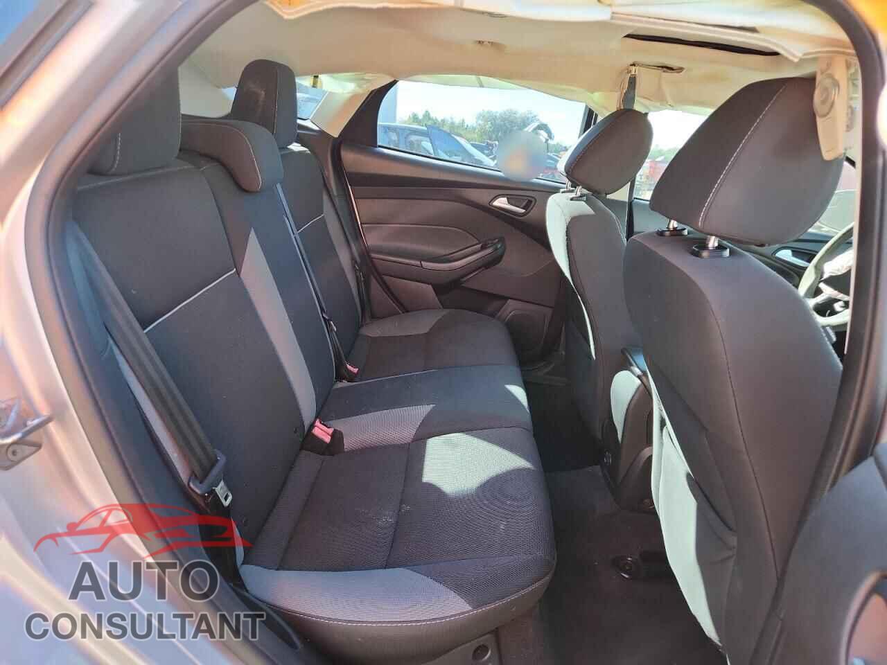 FORD FOCUS 2013 - 1FADP3K25DL336945