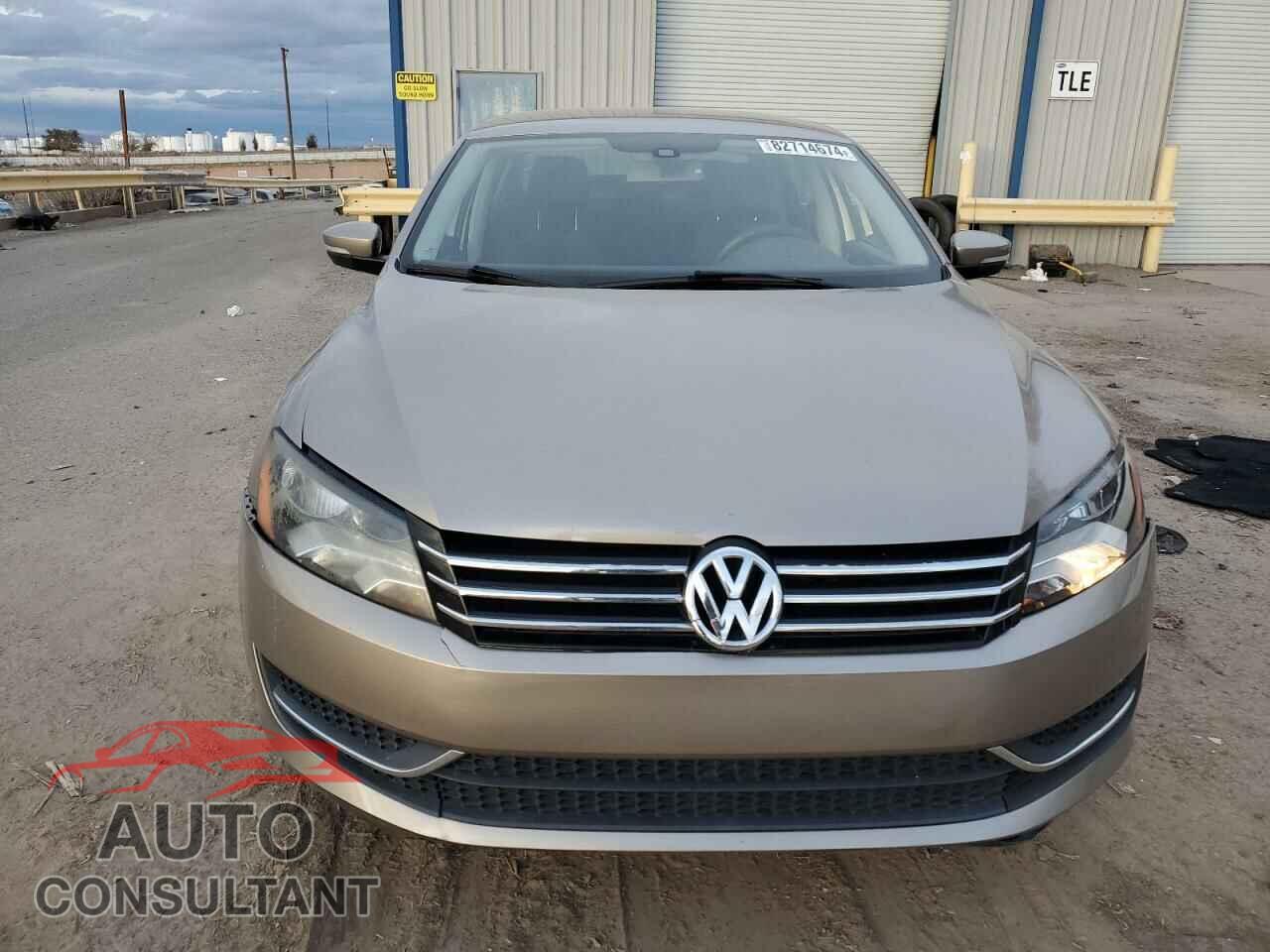 VOLKSWAGEN PASSAT 2015 - 1VWAT7A32FC065871