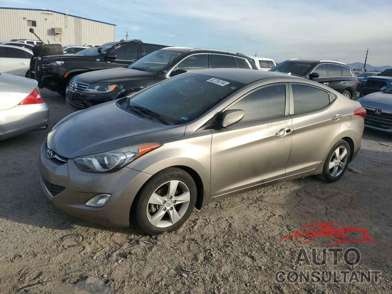 HYUNDAI ELANTRA 2013 - 5NPDH4AE4DH186744