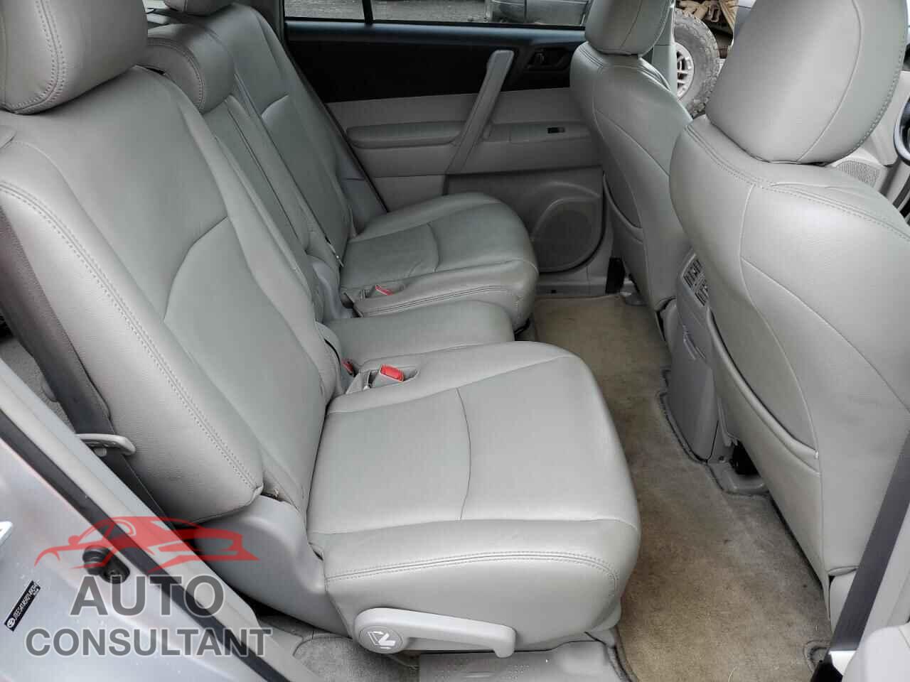 TOYOTA HIGHLANDER 2009 - JTEES41A592149094