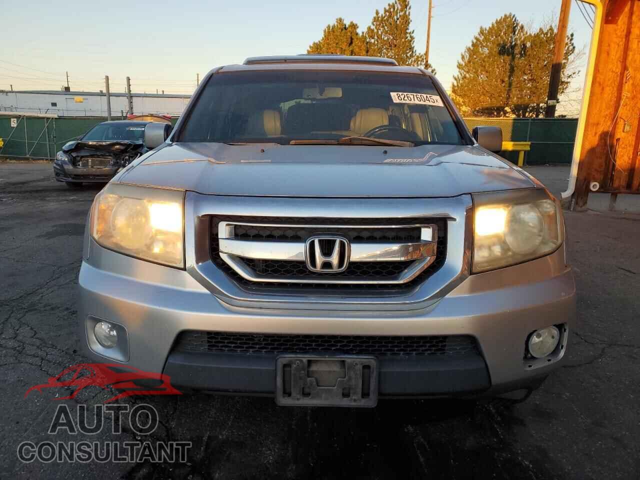 HONDA PILOT 2011 - 5FNYF4H5XBB080274