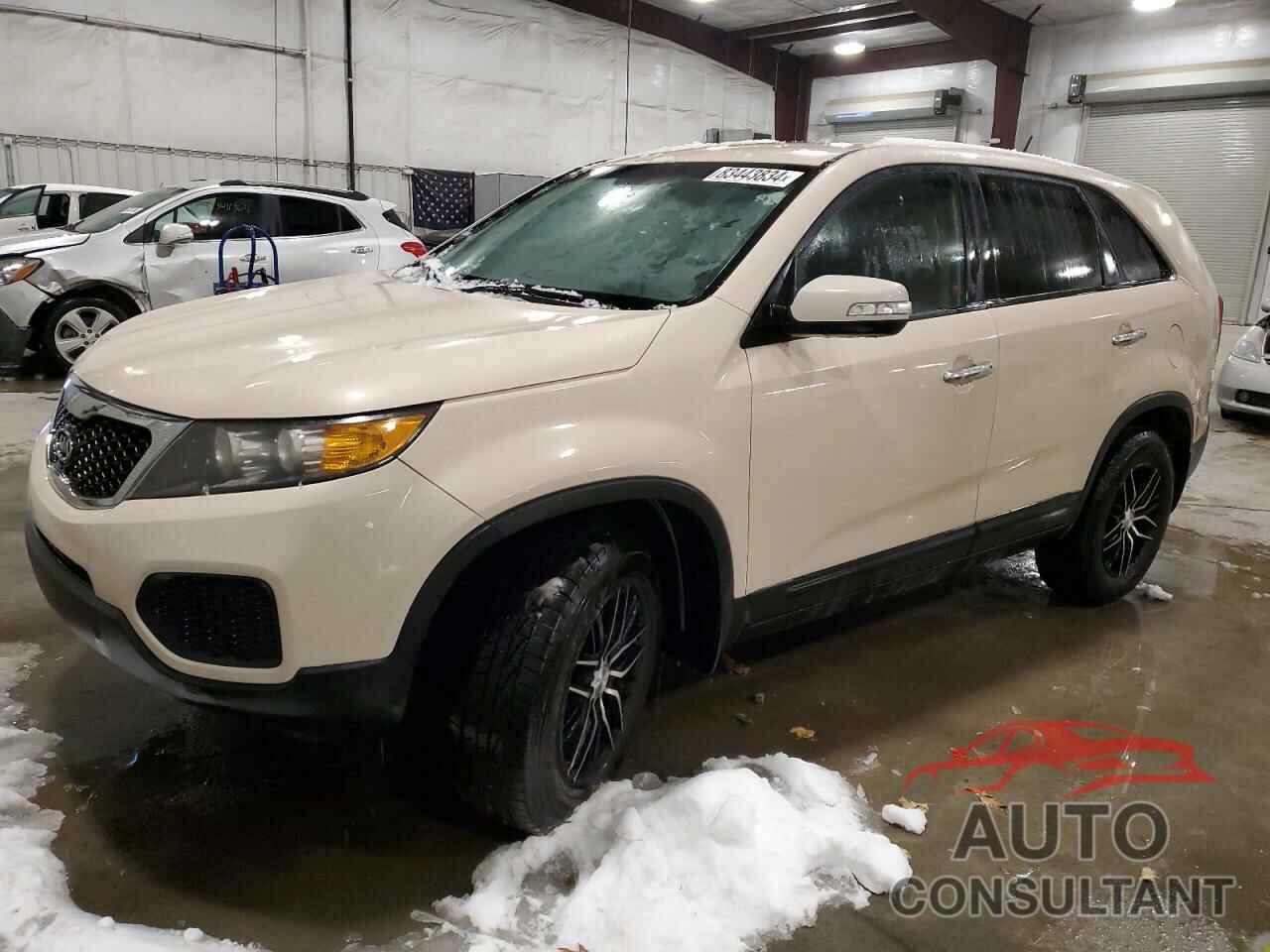 KIA SORENTO 2011 - 5XYKT3A17BG078619