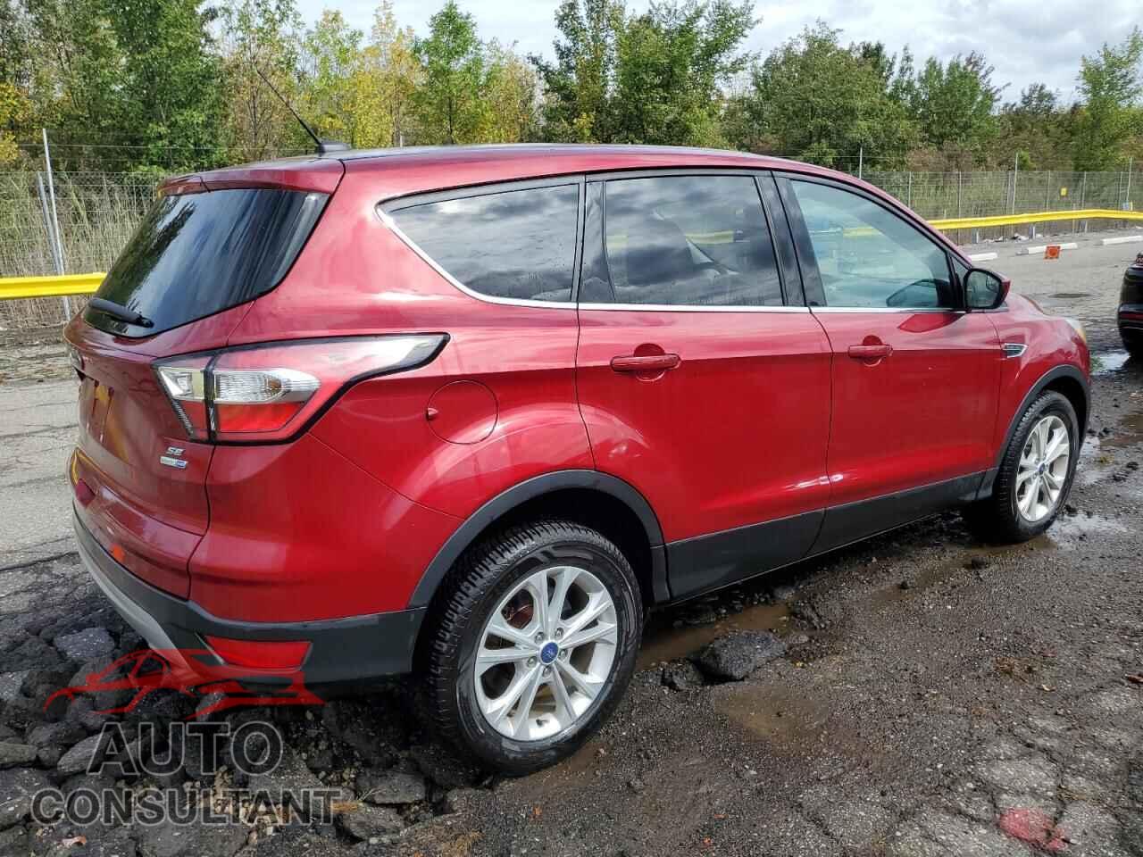 FORD ESCAPE 2017 - 1FMCU9GD9HUC74909