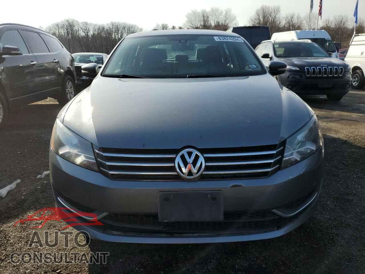 VOLKSWAGEN PASSAT 2014 - 1VWAP7A35EC031541