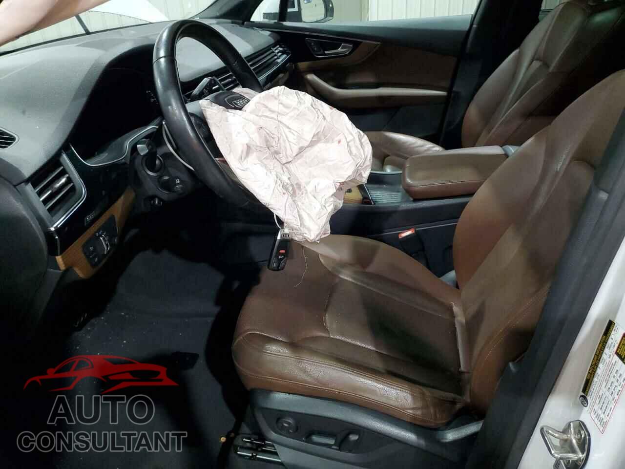 AUDI Q7 2017 - WA1LAAF72HD026795