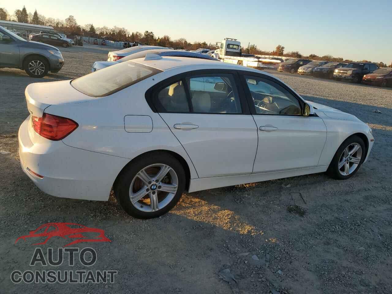 BMW 3 SERIES 2014 - WBA3B1C50EK135511