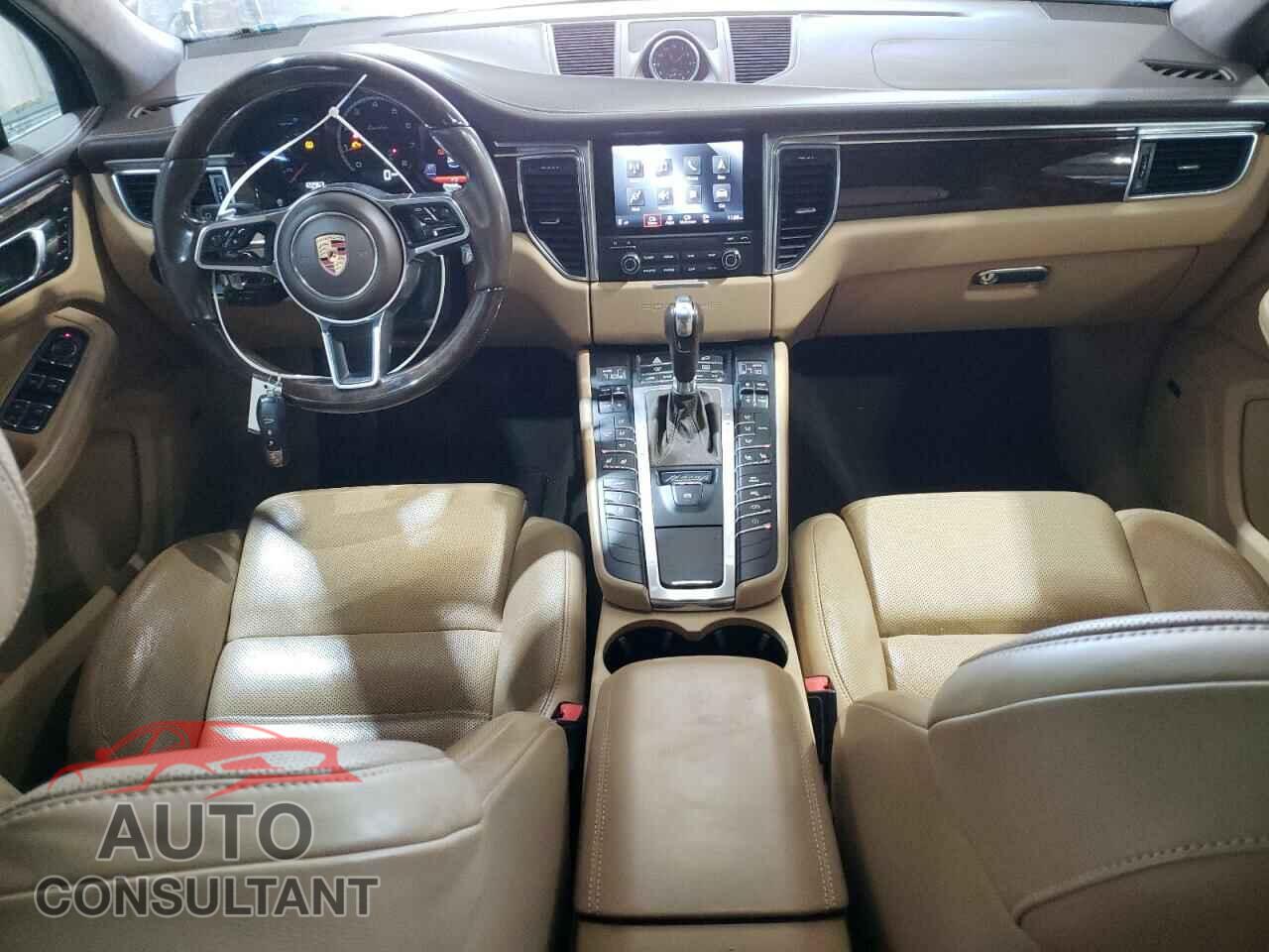 PORSCHE MACAN 2017 - WP1AF2A58HLB60158