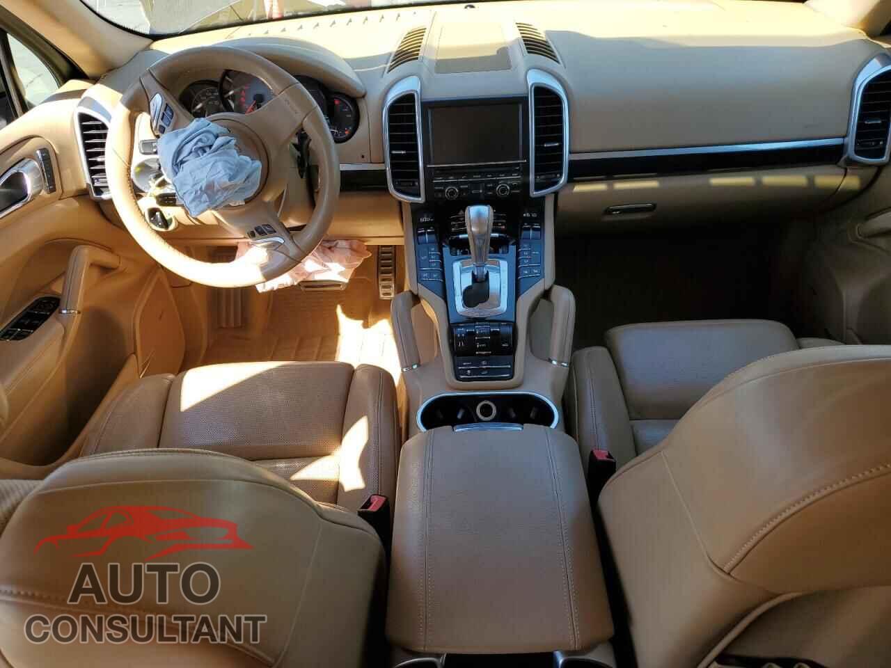 PORSCHE CAYENNE 2011 - WP1AB2A26BLA48631