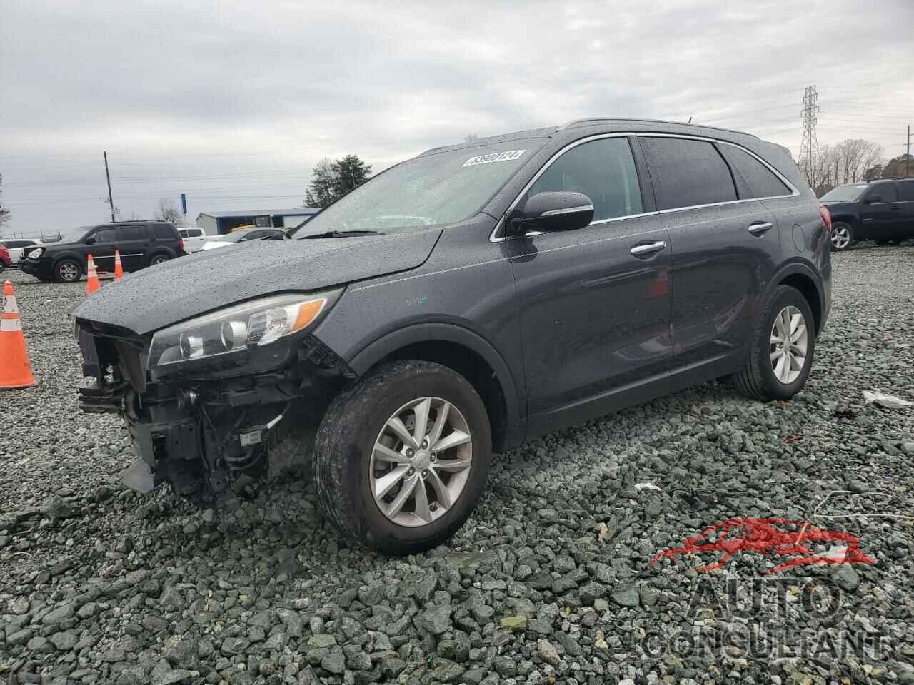 KIA SORENTO 2017 - 5XYPG4A37HG217187