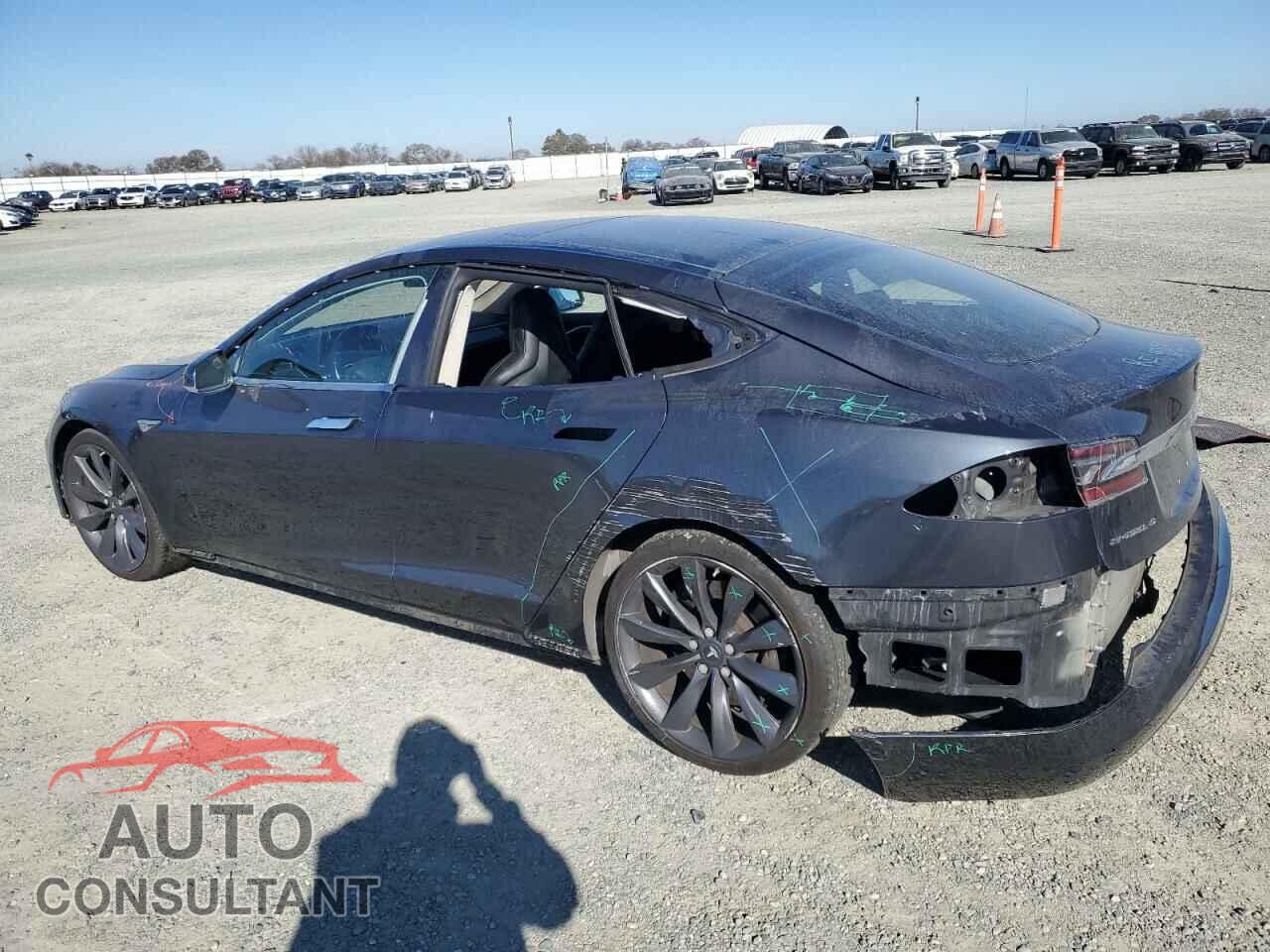 TESLA MODEL S 2015 - 5YJSA1S23FF096856