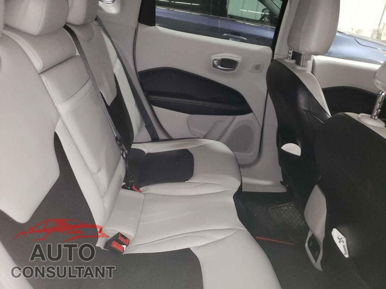 JEEP COMPASS 2017 - 3C4NJDBB7HT673777