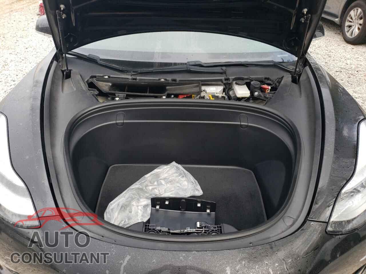 TESLA MODEL 3 2018 - 5YJ3E1EA2JF041237