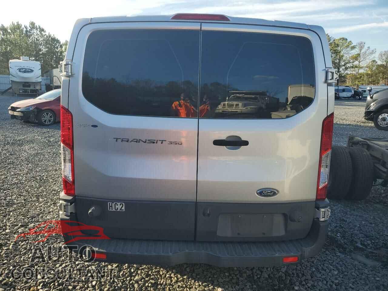 FORD TRANSIT 2017 - 1FBZX2YM8HKB01569