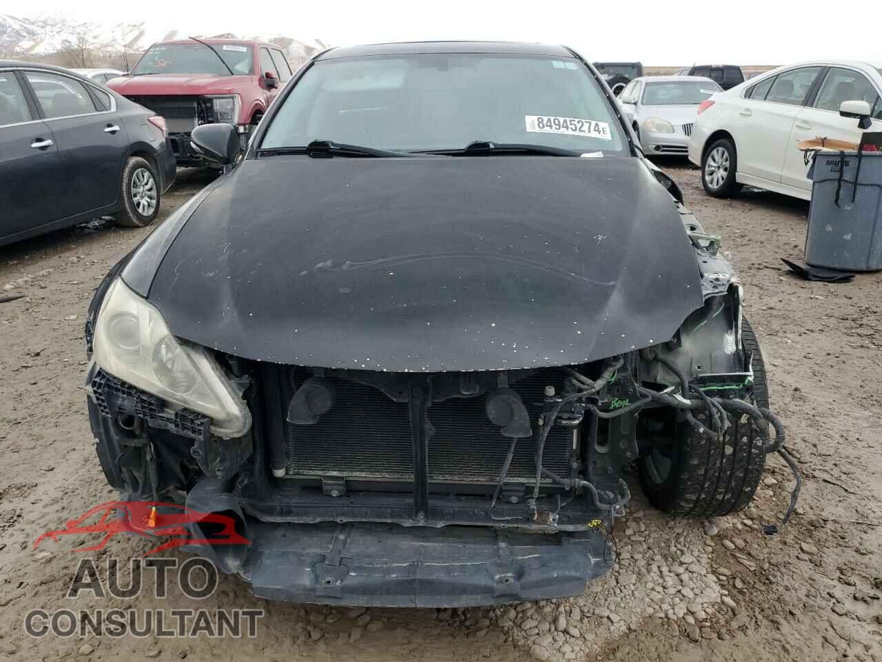 LEXUS IS 2011 - JTHCF5C25B5045395