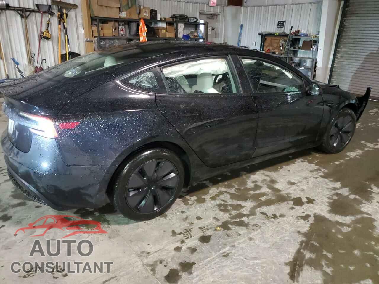 TESLA MODEL 3 2024 - 5YJ3E1EA2RF814039