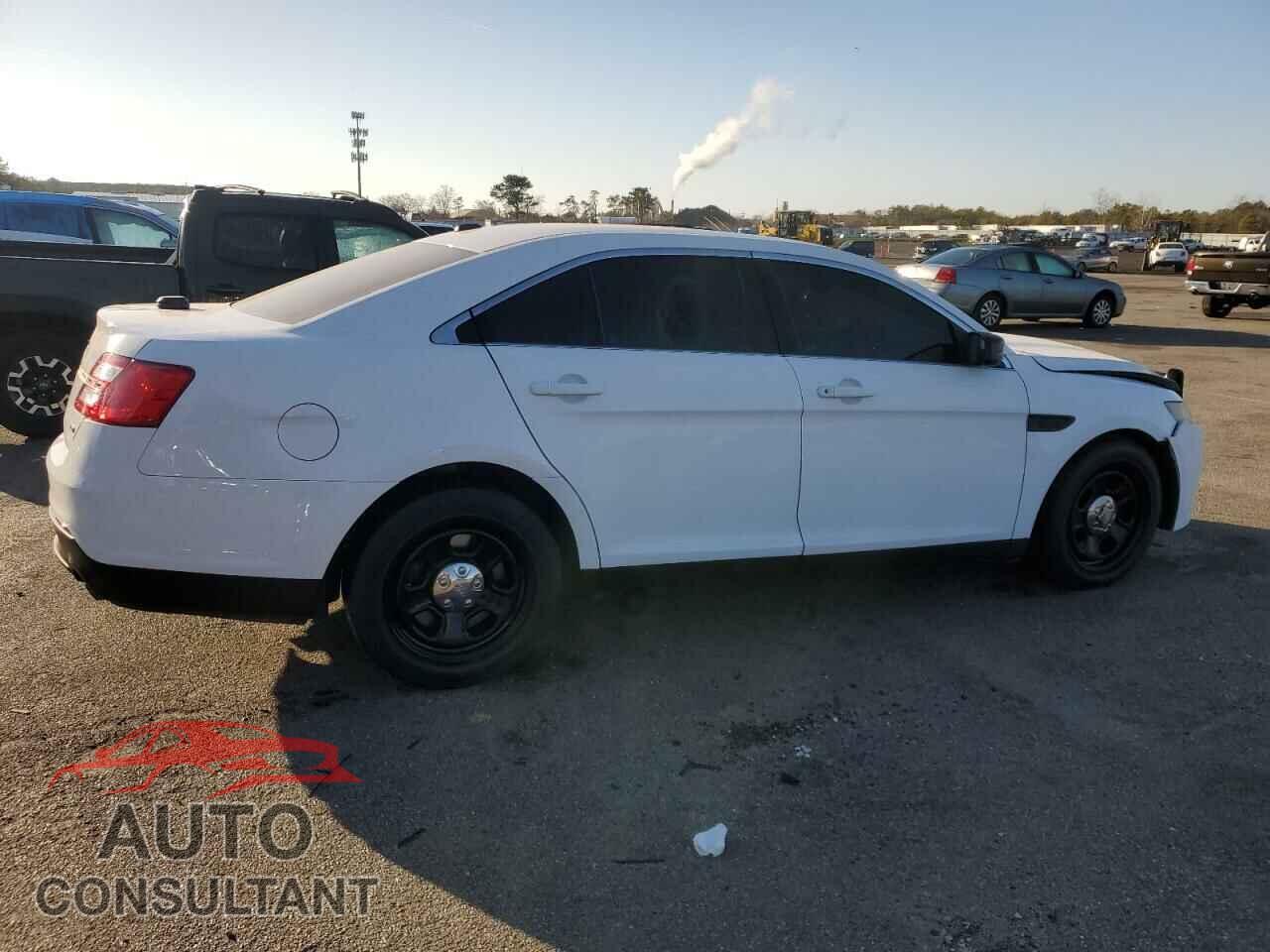 FORD TAURUS 2013 - 1FAHP2M82DG144792
