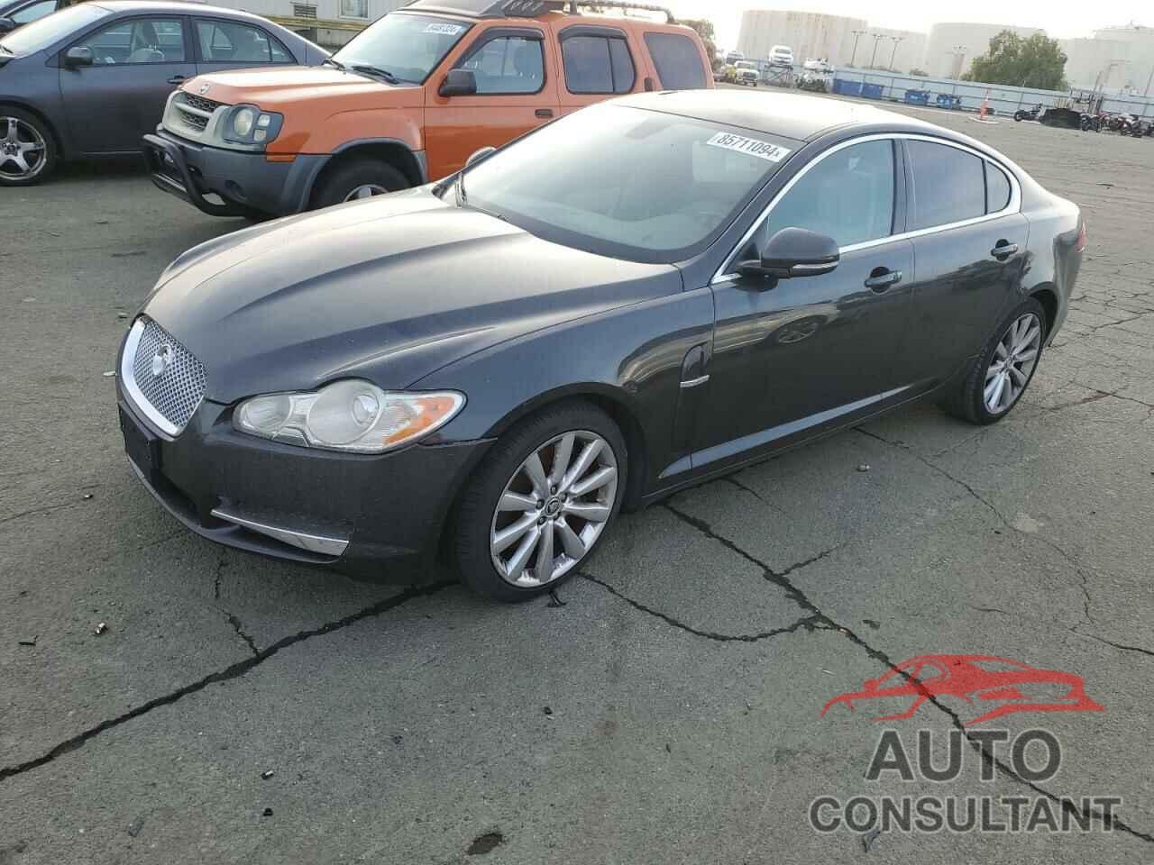 JAGUAR XF 2011 - SAJWA0GB8BLS01386