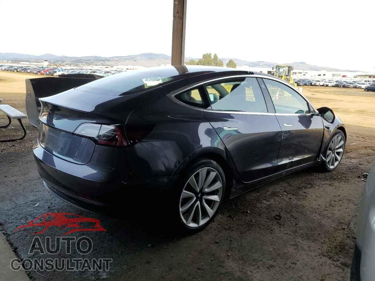 TESLA MODEL 3 2018 - 5YJ3E1EB7JF090751