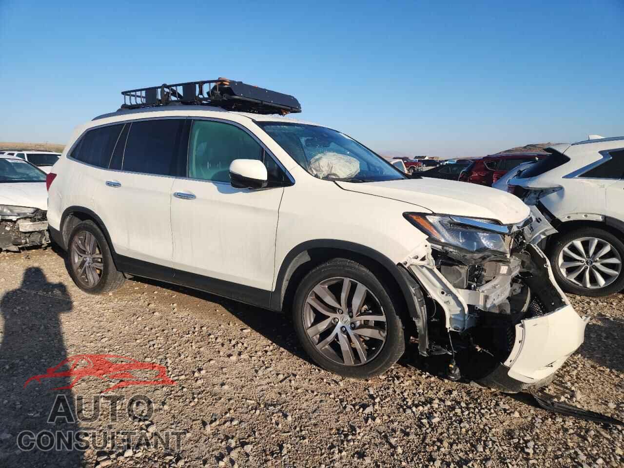 HONDA PILOT 2017 - 5FNYF6H94HB061937
