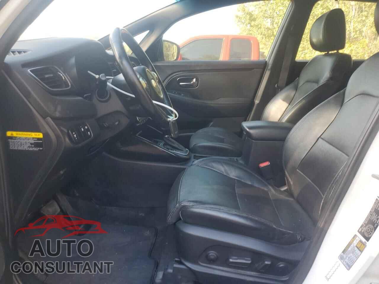 KIA RONDO 2014 - KNAHU8A39E7029667