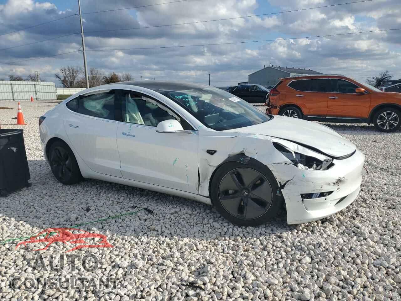 TESLA MODEL 3 2019 - 5YJ3E1EB8KF387920