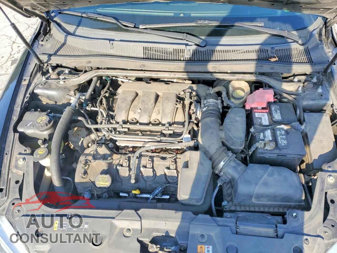 FORD TAURUS 2013 - 1FAHP2E89DG181949