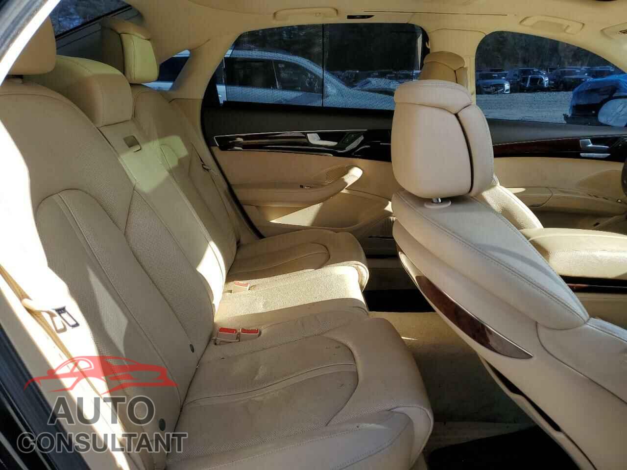 AUDI A8 2012 - WAURVAFD2CN003544