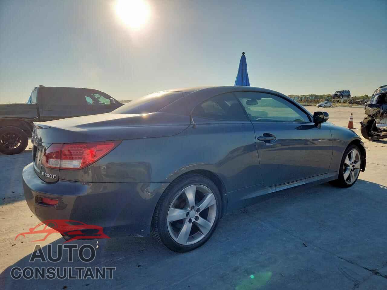 LEXUS IS 2010 - JTHFF2C21A2513392