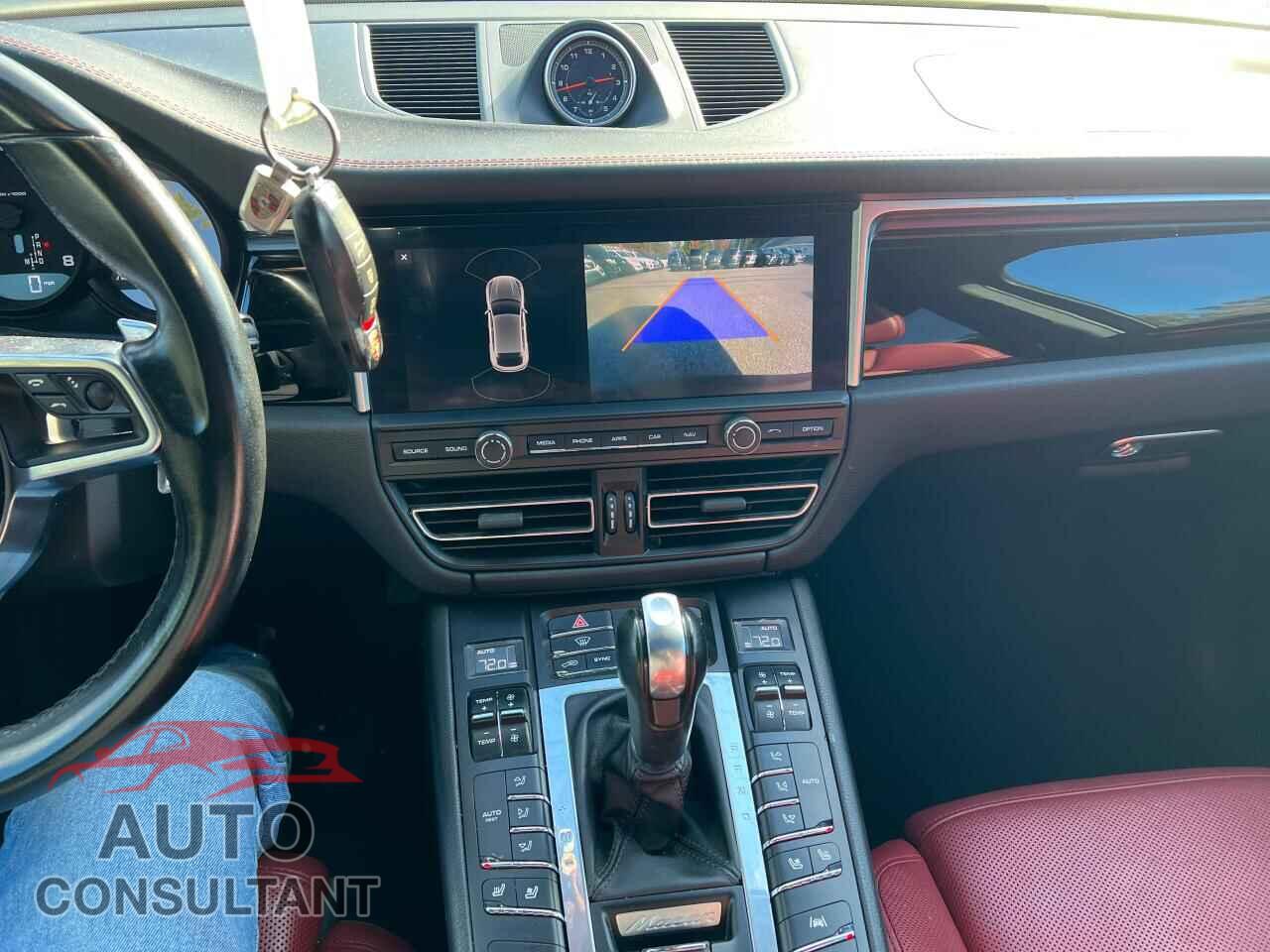 PORSCHE MACAN 2019 - WP1AA2A58KLB01309