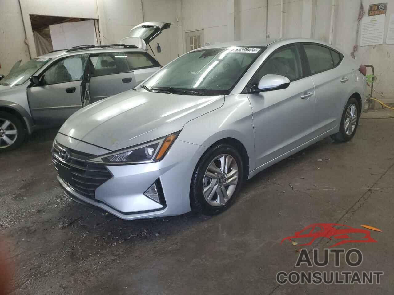 HYUNDAI ELANTRA 2019 - KMHD84LF0KU730368