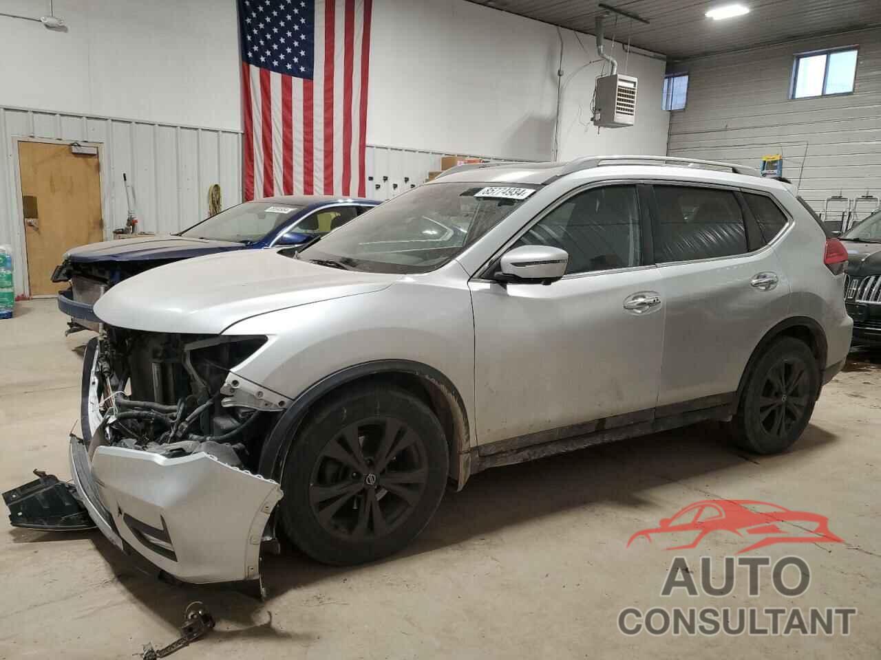 NISSAN ROGUE 2017 - 5N1AT2MT2HC887909