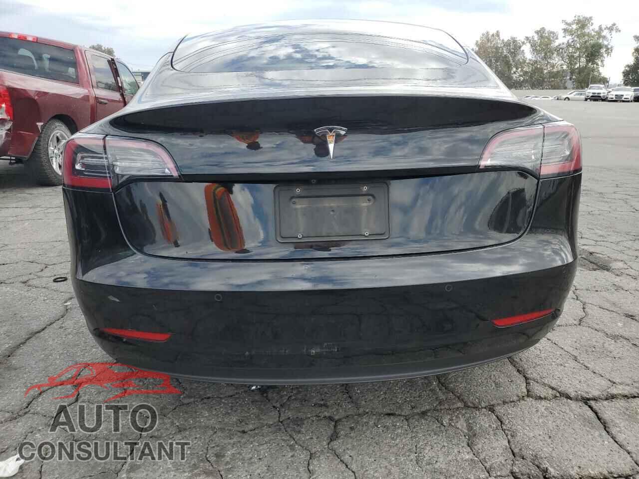 TESLA MODEL 3 2021 - 5YJ3E1EA6MF987345