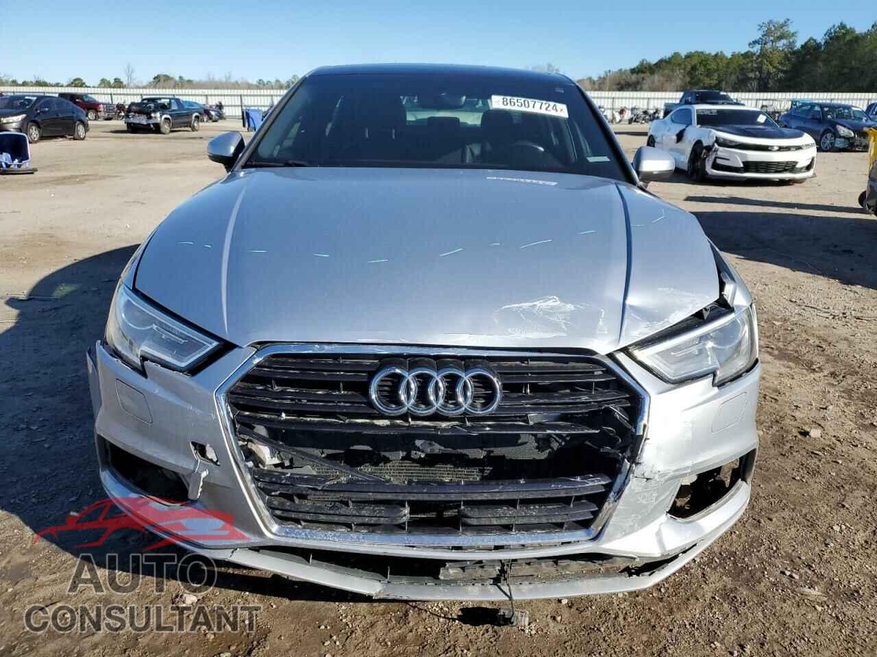 AUDI A3 2018 - WAUAUGFF2J1046743