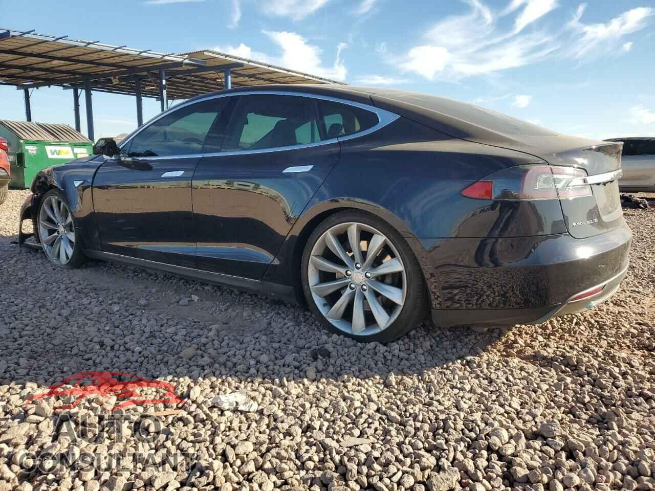 TESLA MODEL S 2013 - 5YJSA1CP8DFP05818