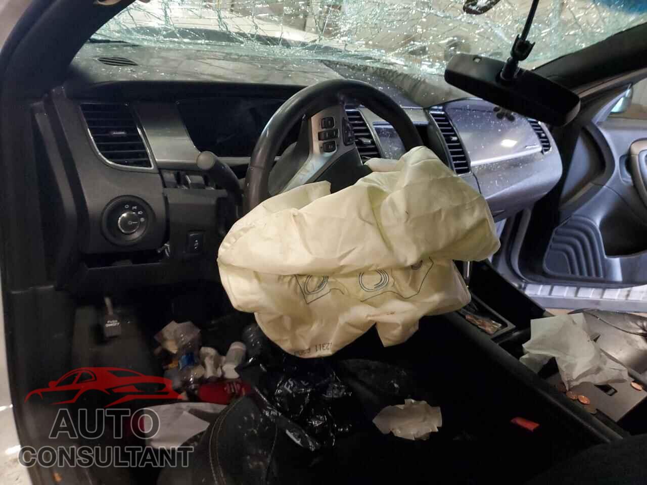 FORD TAURUS 2013 - 1FAHP2E82DG227668
