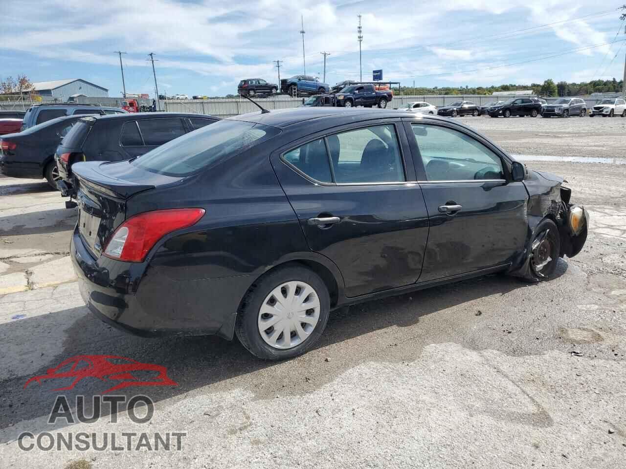 NISSAN VERSA 2013 - 3N1CN7AP1DL869849