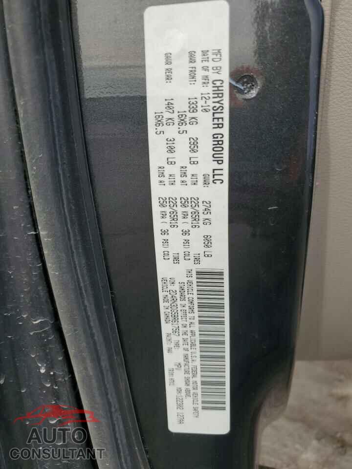 DODGE CARAVAN 2011 - 2D4RN3DG5BR617567